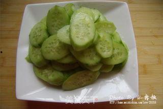 小乳瓜能烤着吃吗视频,美味烤瓜体验分享