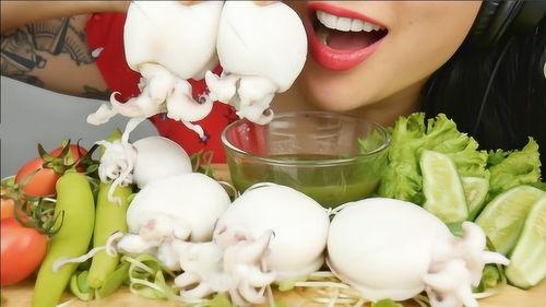 吃蜜瓜咀嚼音完整视频,一镜到底的味蕾之旅