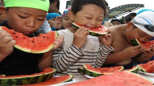 美国人吃瓜视频大全,揭秘美国人的日常生活趣味瞬间